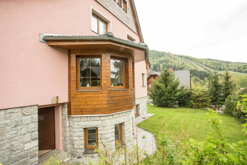 Apartman Harrachov Se Zahradou Zewnętrze zdjęcie